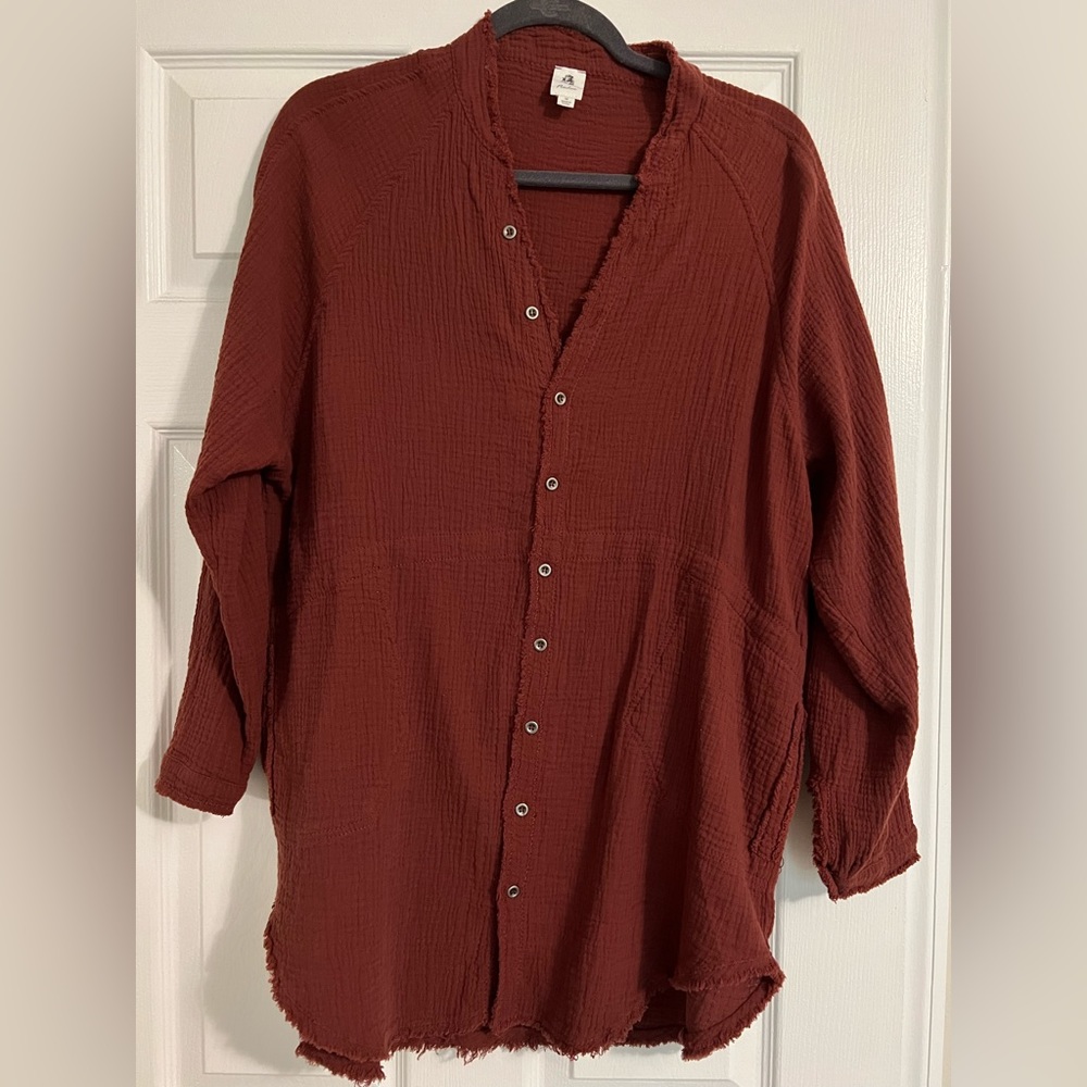 Button Down Tunic Shirt Size Medium